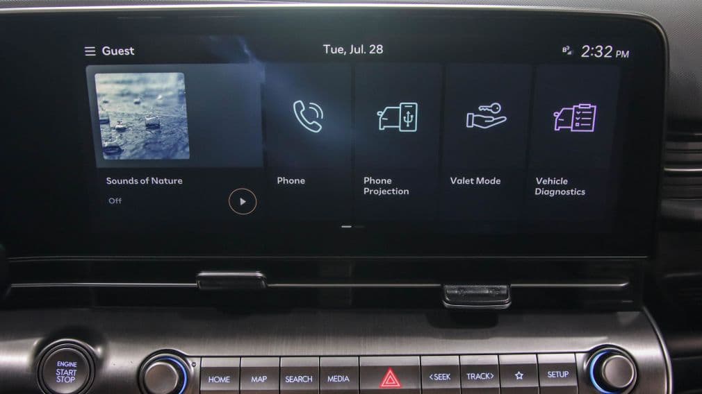 Hyundai Kona Essential 2025 — photo 13