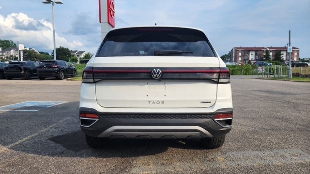 Volkswagen Taos Comfortline 2025 — photo 8