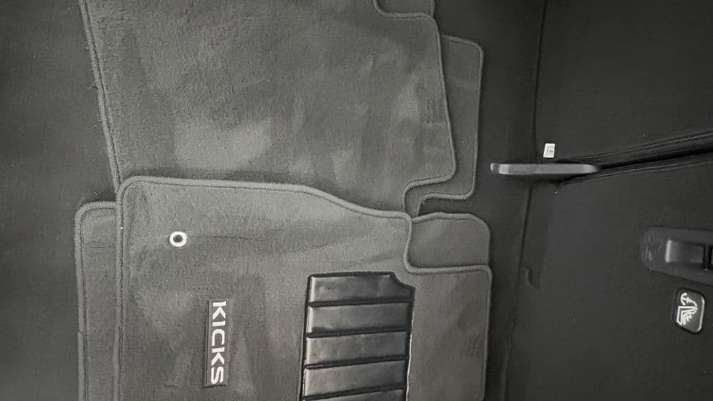 Nissan Kicks S 2024 — photo 17