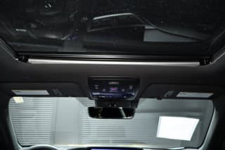 Lexus UX 300h 4-door Compact Passenger Car 2025 — photo 24