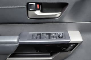 Toyota Tundra 4WD Standard Pickup Trucks 2025 — photo 14