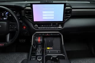 Toyota Tundra 4WD Standard Pickup Trucks 2025 — photo 19