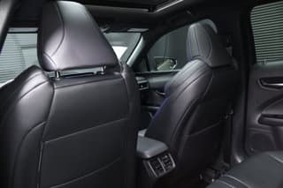 Lexus UX 300h 4-door Compact Passenger Car 2025 — photo 28