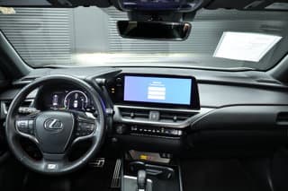 Lexus UX 300h 4-door Compact Passenger Car 2025 — photo 19