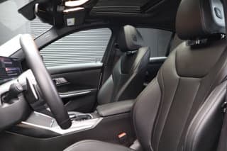 BMW 3 Series 4-door Compact Passenger Car 2025 — photo 13