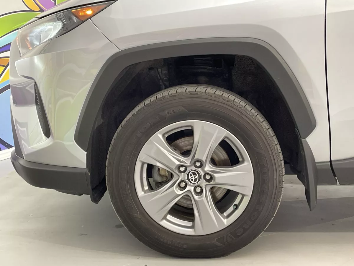 Toyota RAV4 2024 — photo 18