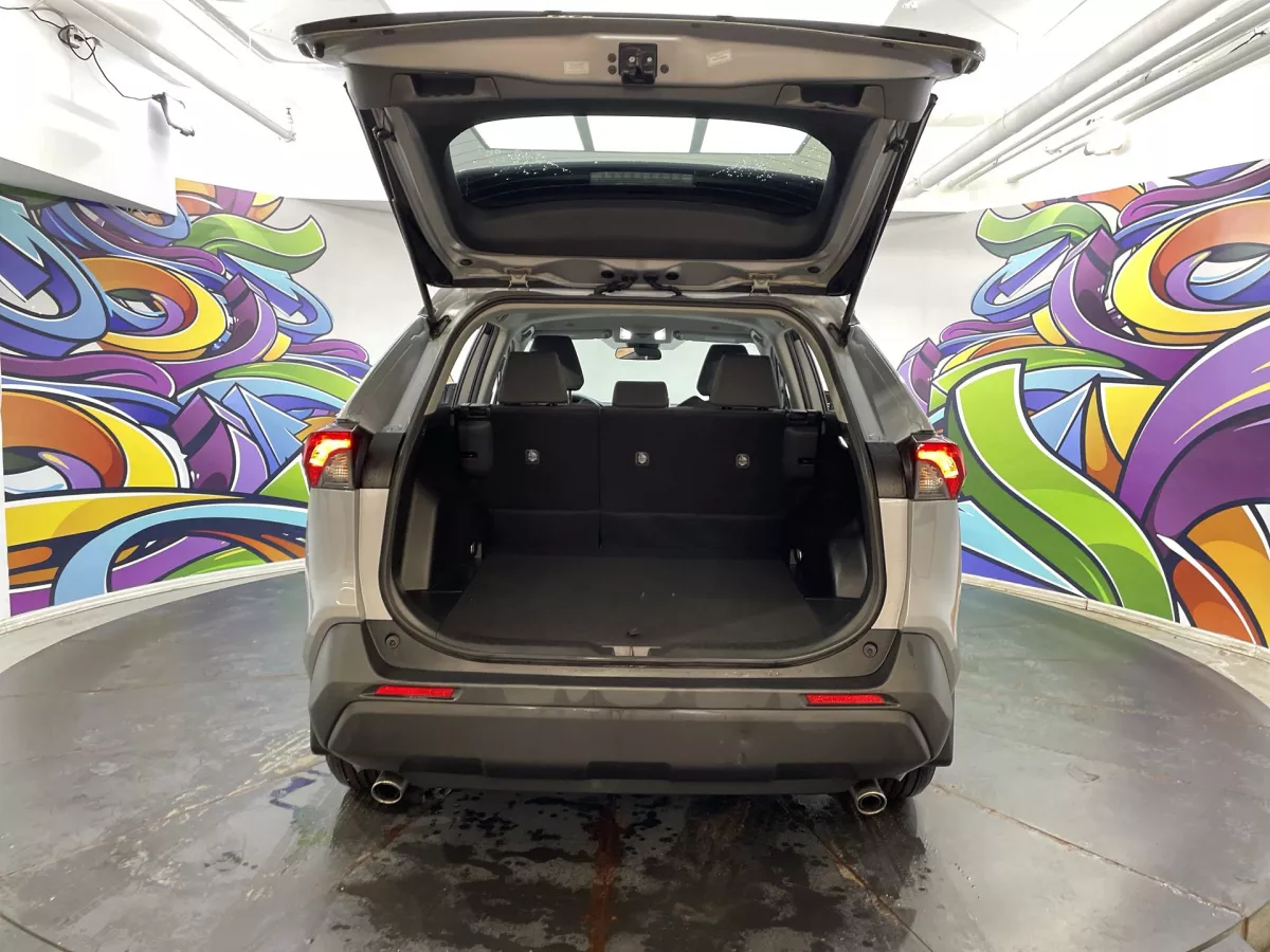 Toyota RAV4 2025 — photo 20