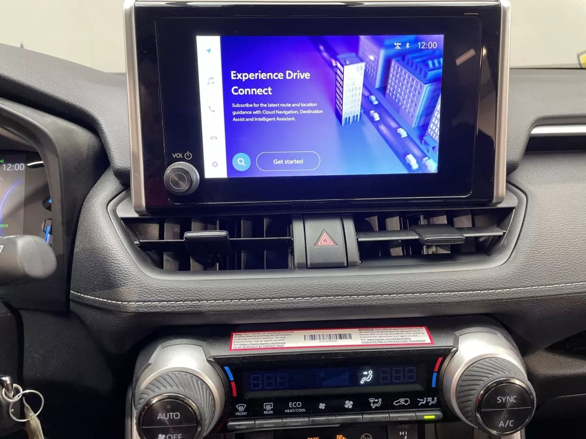 Toyota RAV4 2025 — photo 12