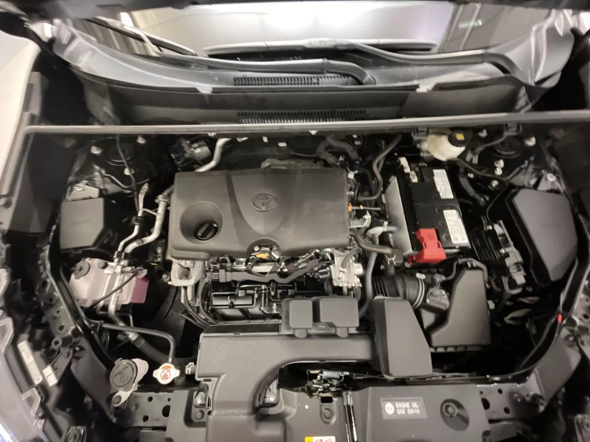 Toyota RAV4 2025 — photo 18