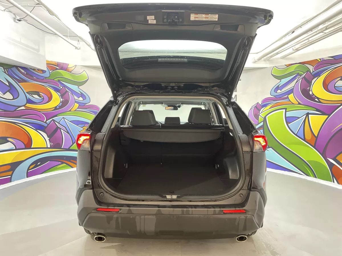 Toyota RAV4 2025 — photo 21