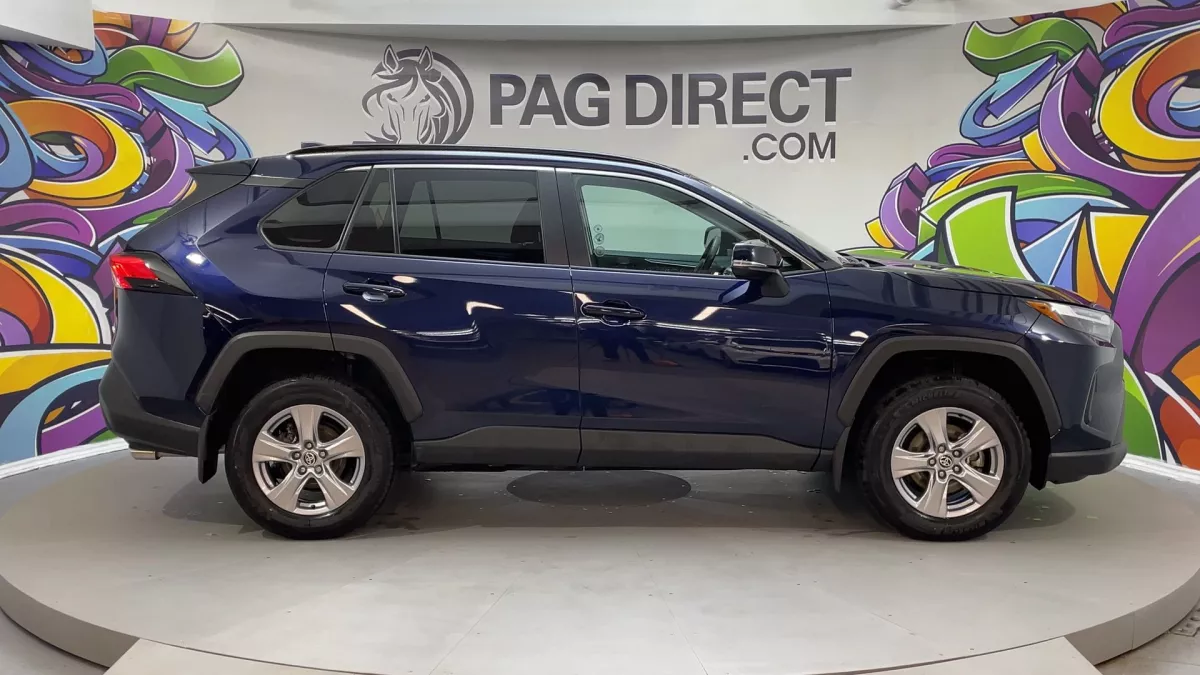 Toyota RAV4 2025 — photo 9