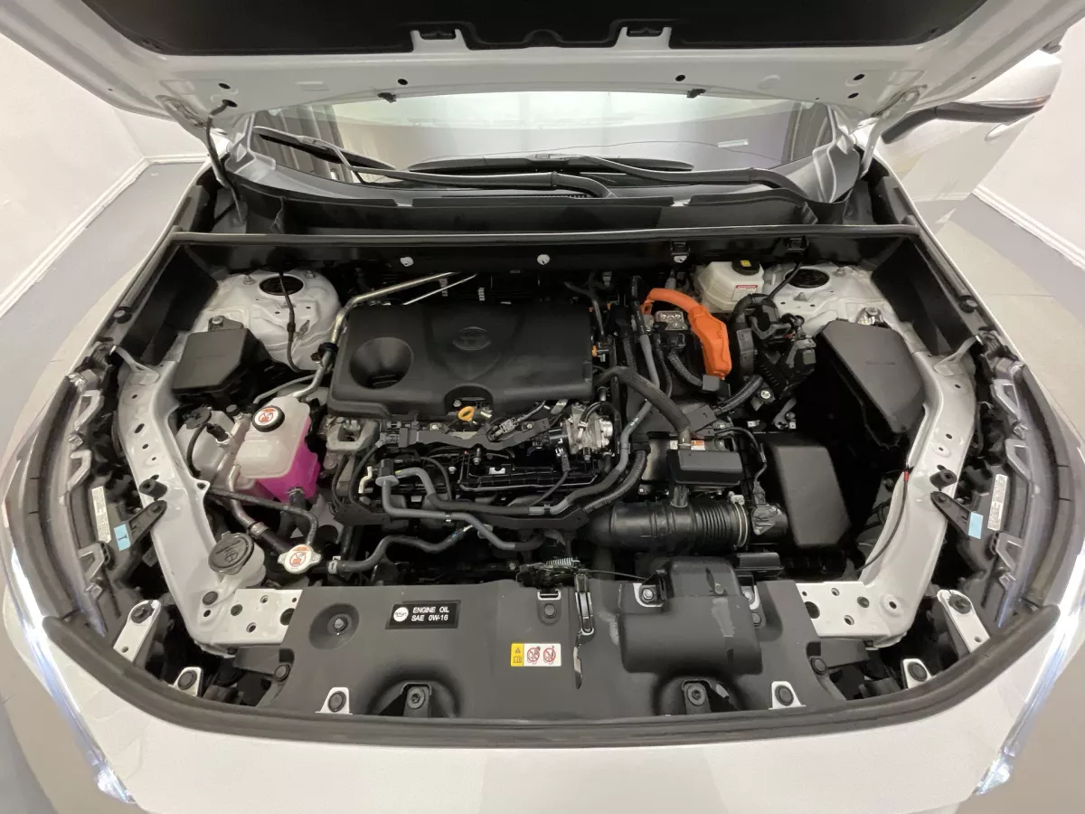 Toyota RAV4 2024 — photo 18