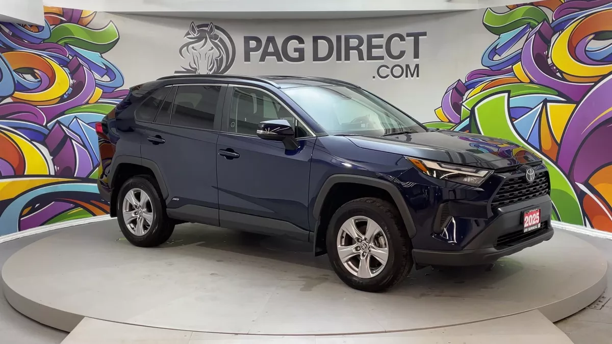 Toyota RAV4 2025 — photo 2