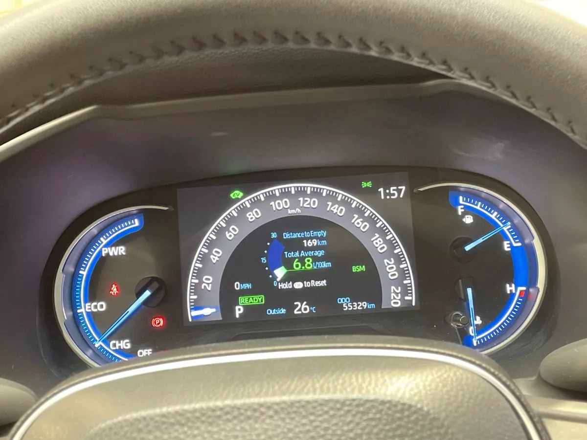 Toyota RAV4 2025 — photo 10