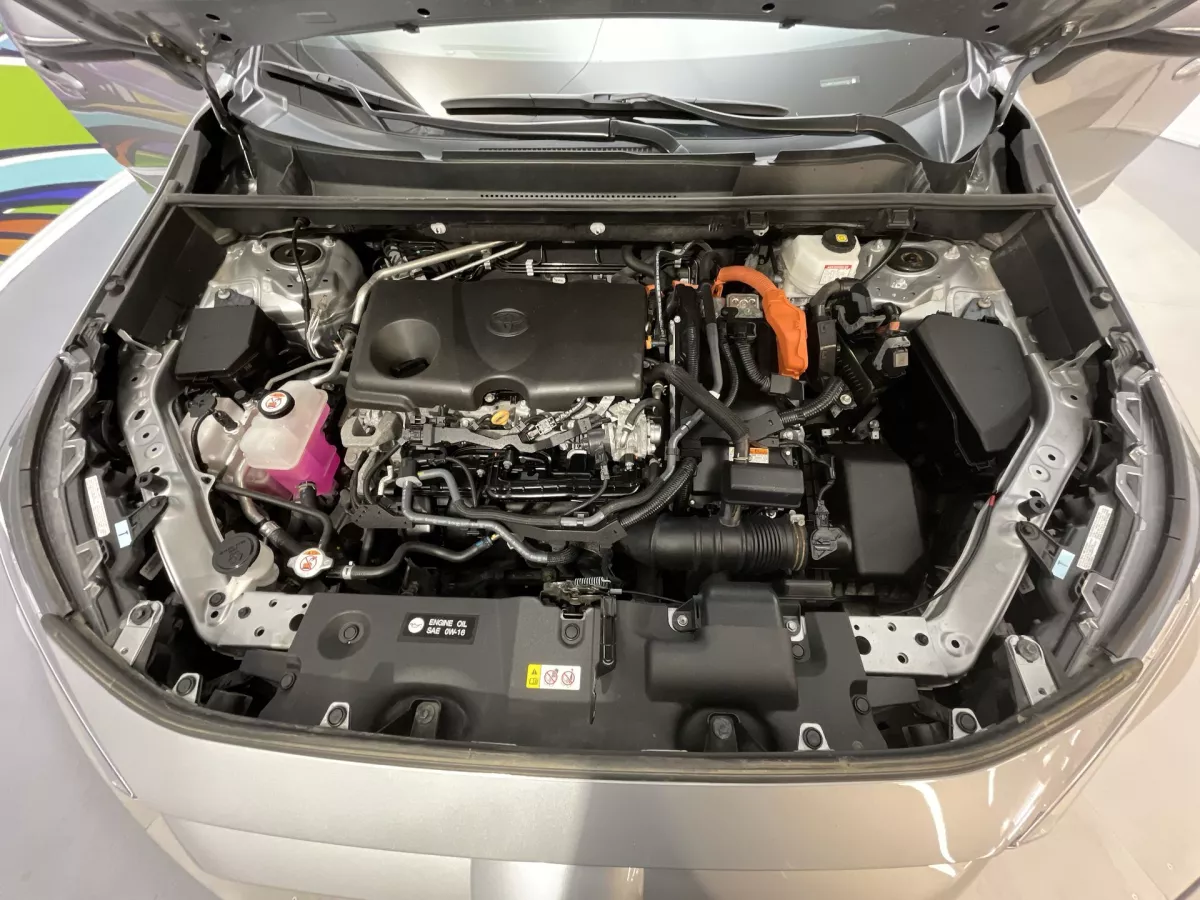 Toyota RAV4 2025 — photo 18