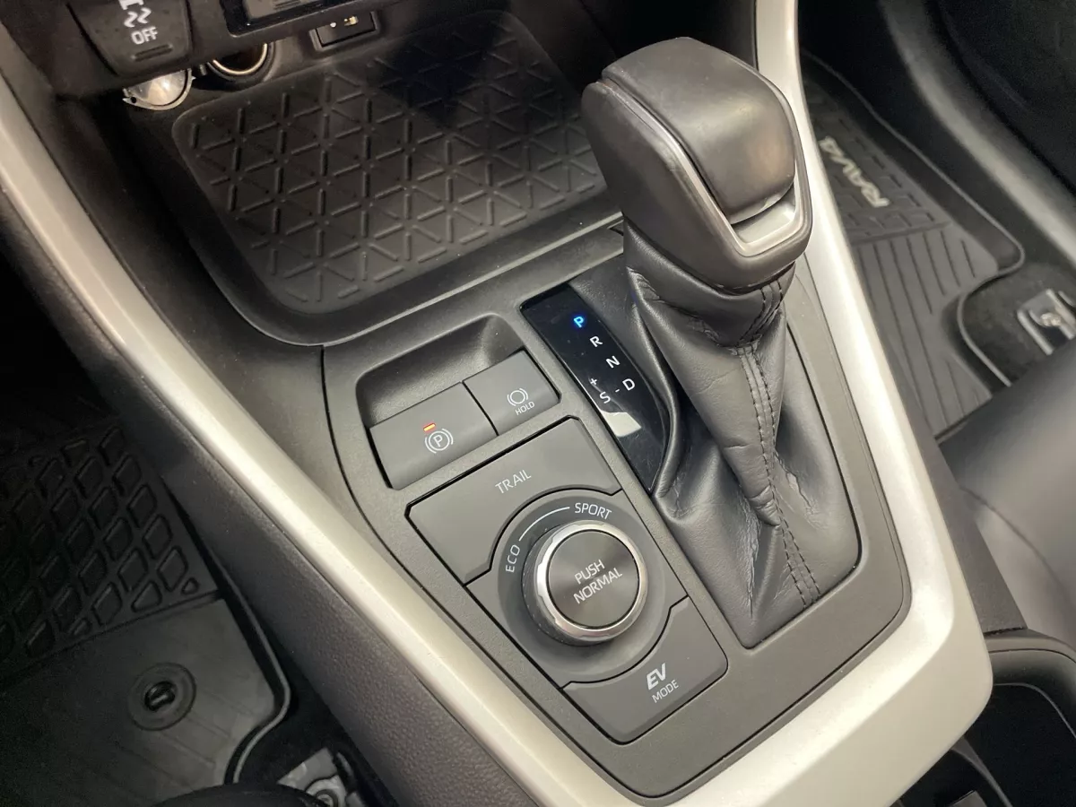 Toyota RAV4 2024 — photo 23