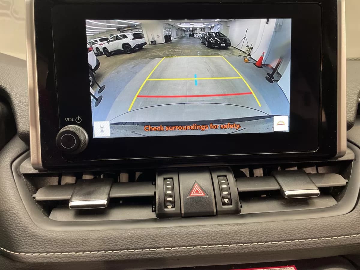Toyota RAV4 2024 — photo 25