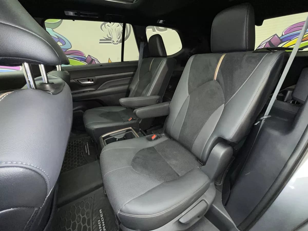 Toyota Grand Highlander 2026 — photo 25