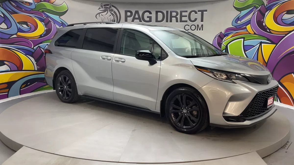 Toyota Sienna 2025 — photo 7