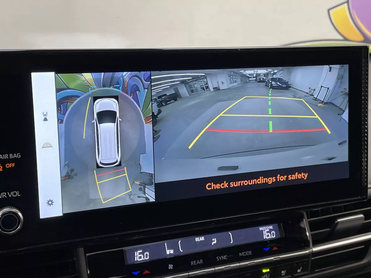Toyota Sienna 2025 — photo 24