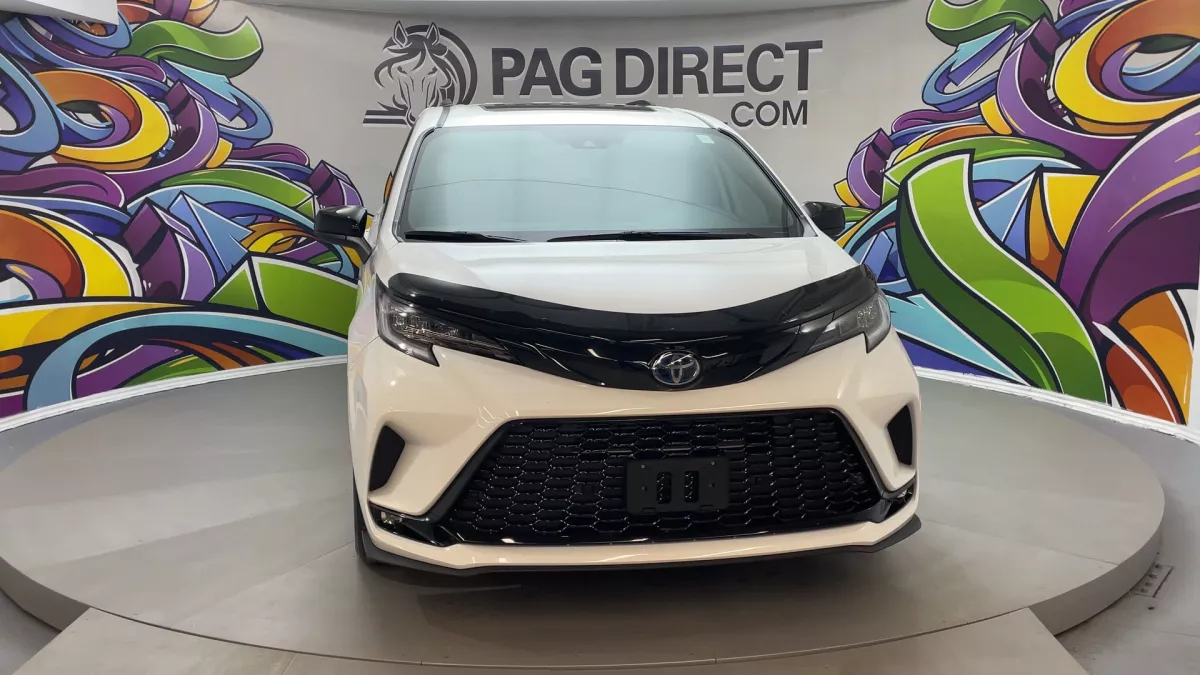 Toyota Sienna 2025 — photo 6
