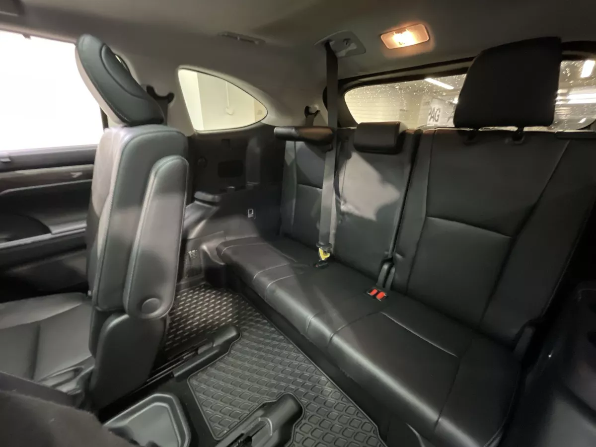 Toyota Highlander 2024 — photo 27