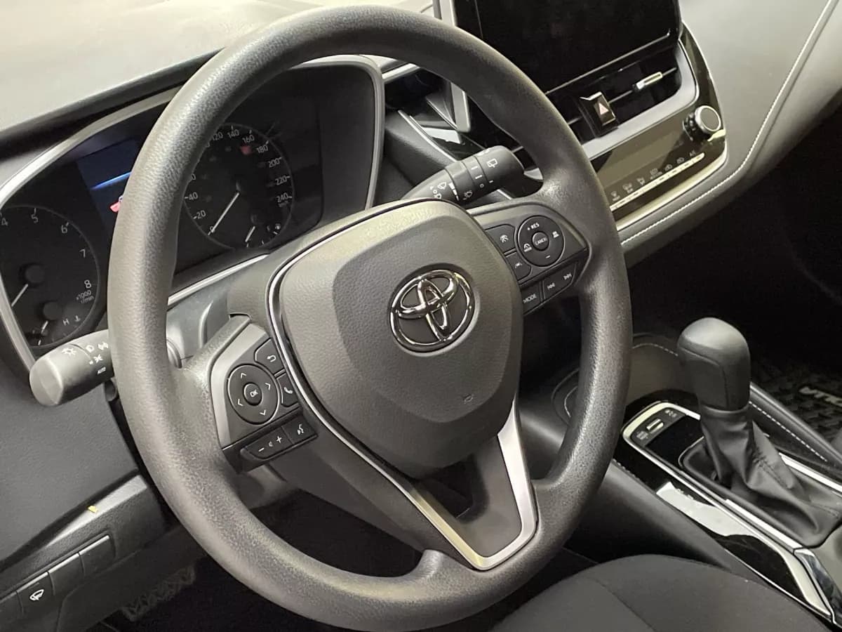 Toyota Corolla Hatchback 2026 — photo 11
