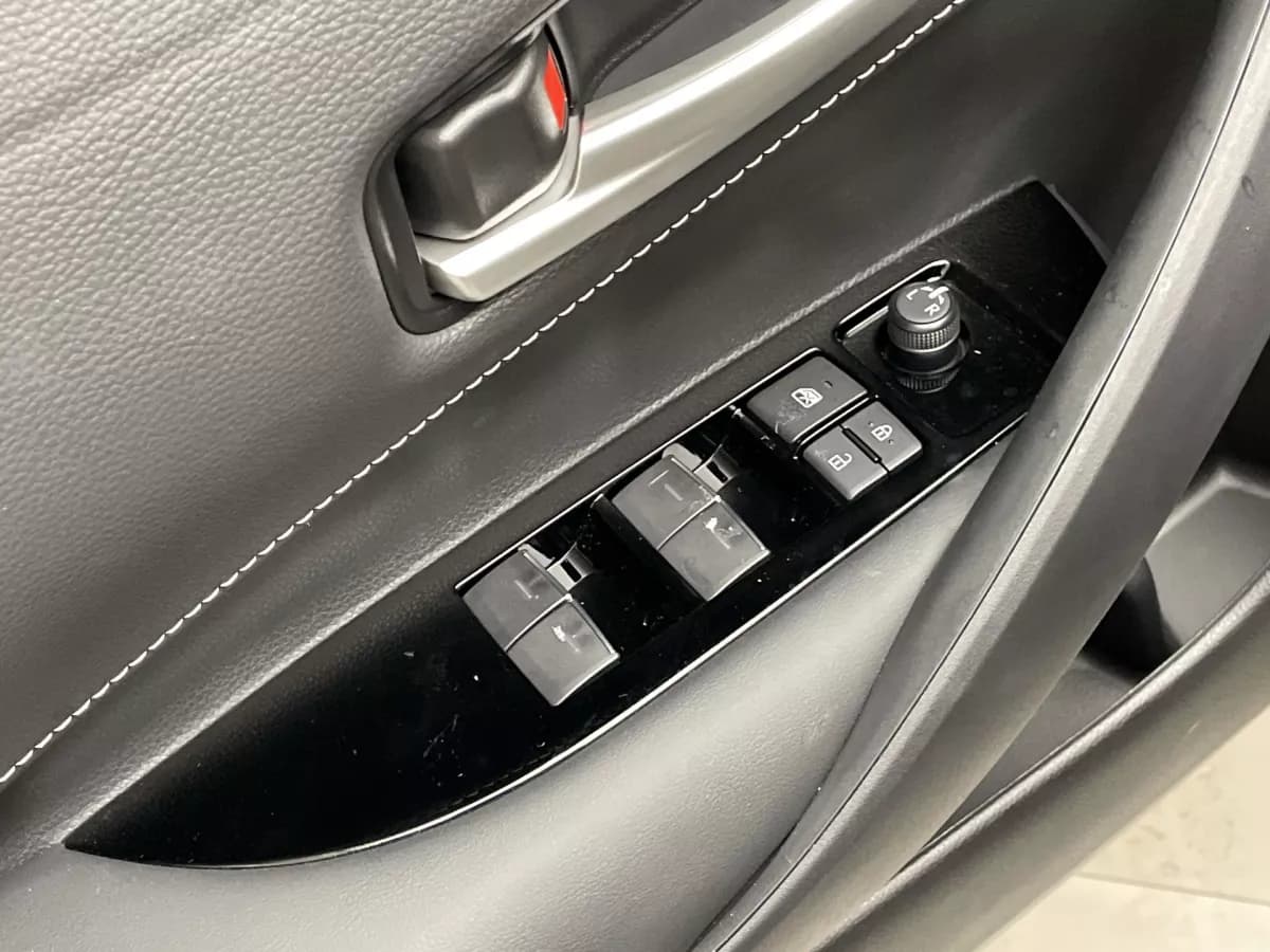 Toyota Corolla Hatchback 2026 — photo 15
