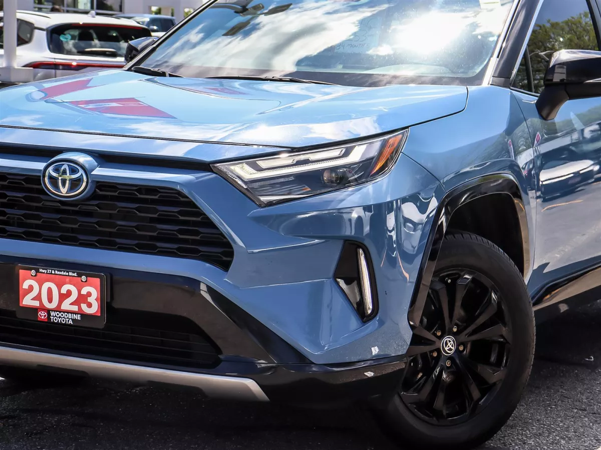 Toyota RAV4 2023 — photo 2