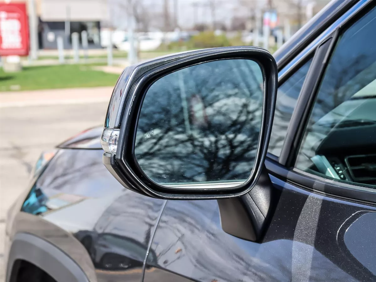 Toyota RAV4 2025 — photo 7