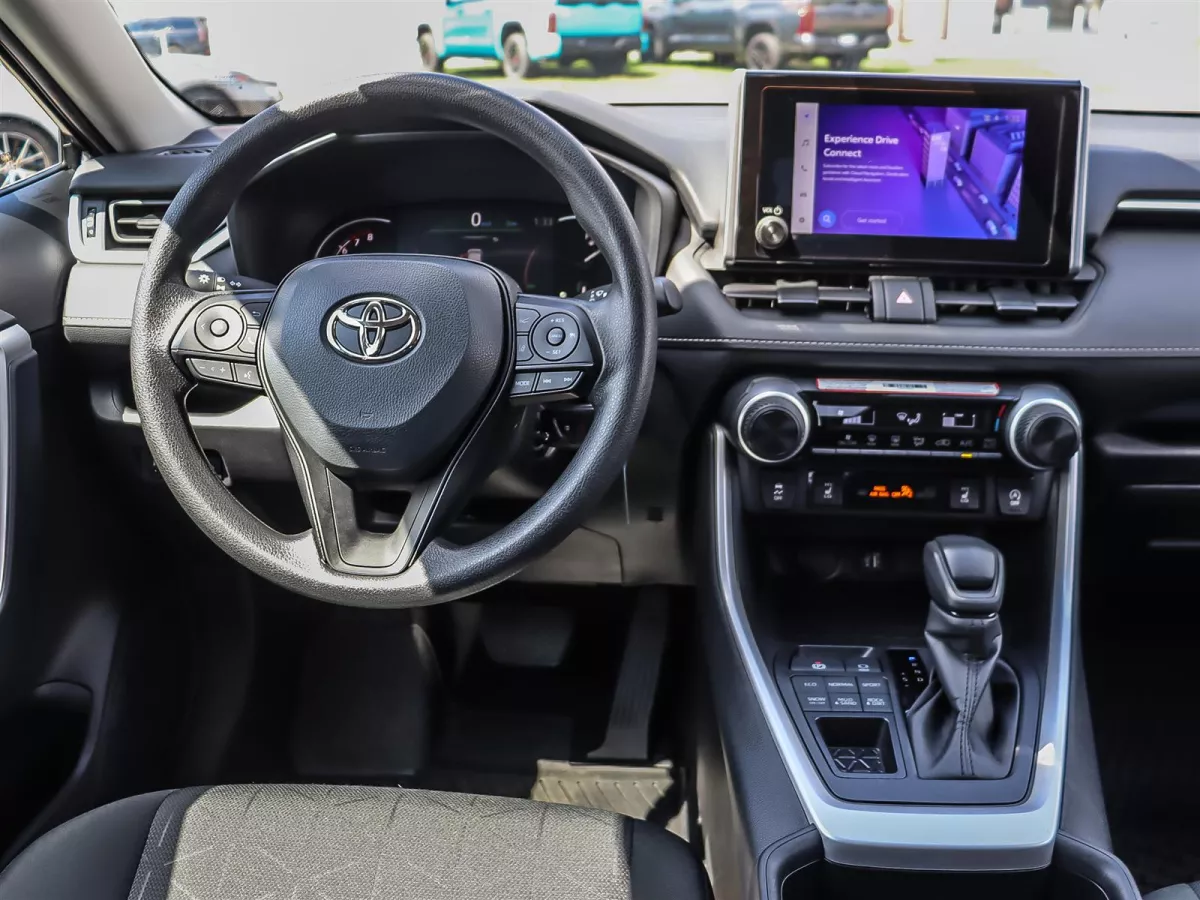 Toyota RAV4 2025 — photo 14