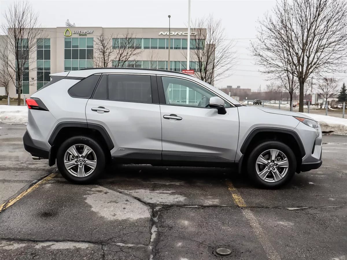 Toyota RAV4 2024 — photo 4