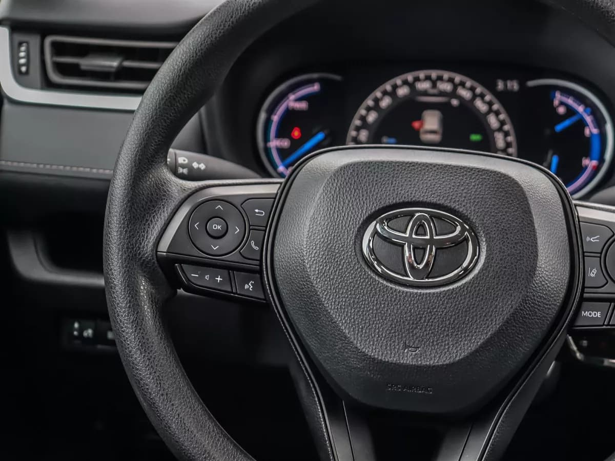 Toyota RAV4 2024 — photo 12