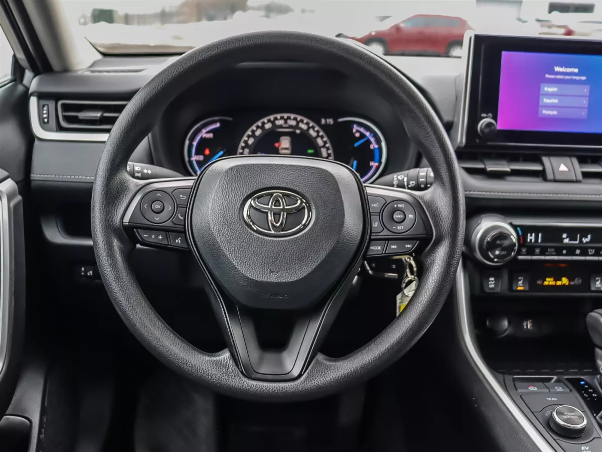 Toyota RAV4 2024 — photo 11
