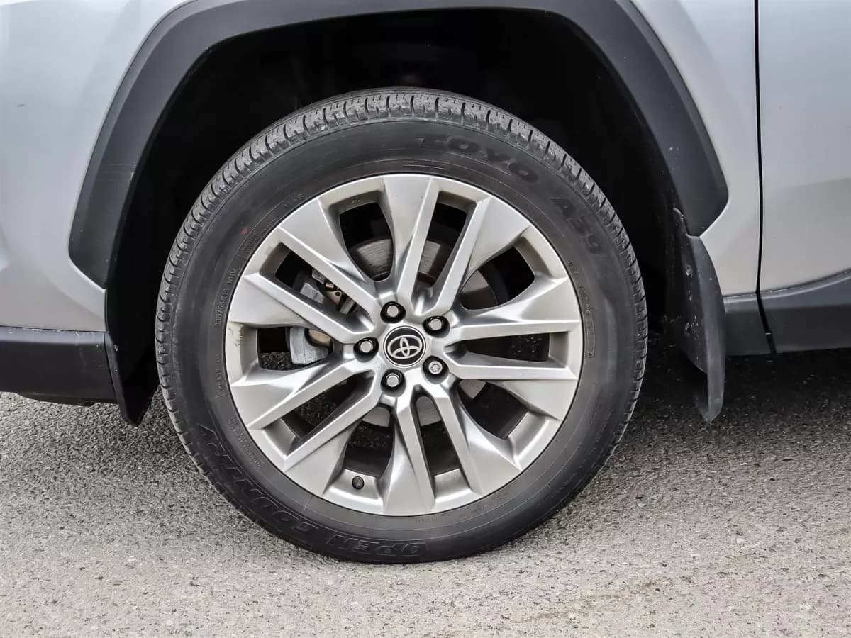 Toyota RAV4 2023 — photo 22