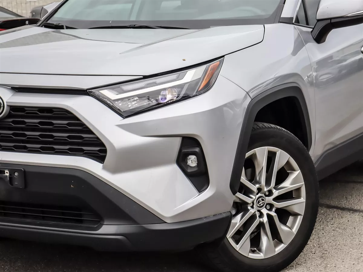 Toyota RAV4 2023 — photo 2