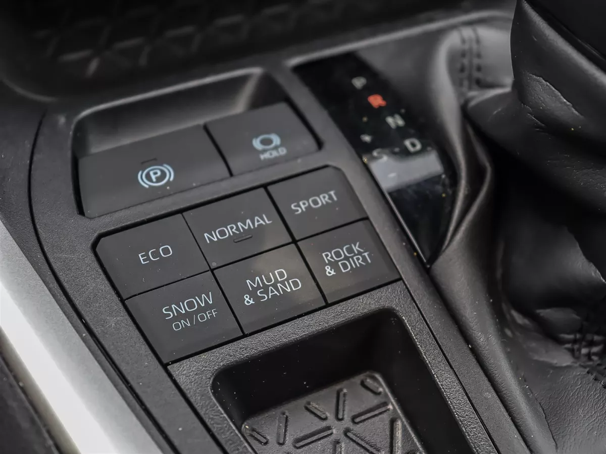 Toyota RAV4 2024 — photo 28