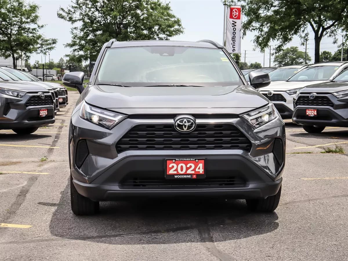 Toyota RAV4 2024 — photo 3