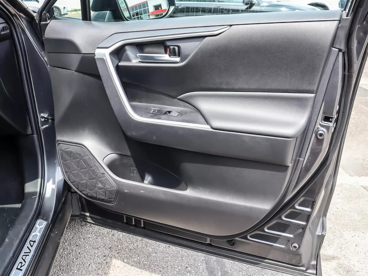 Toyota RAV4 2024 — photo 20
