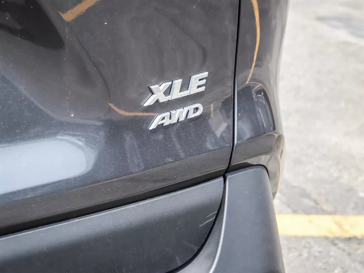 Toyota RAV4 2024 — photo 24