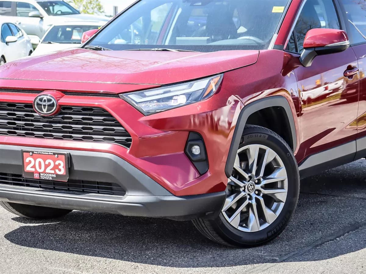 Toyota RAV4 2023 — photo 2