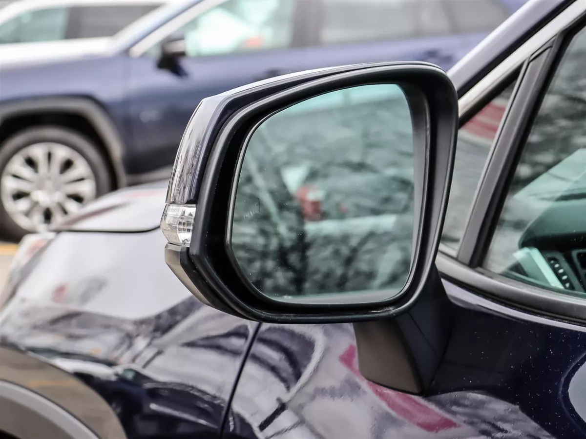 Toyota RAV4 2024 — photo 7