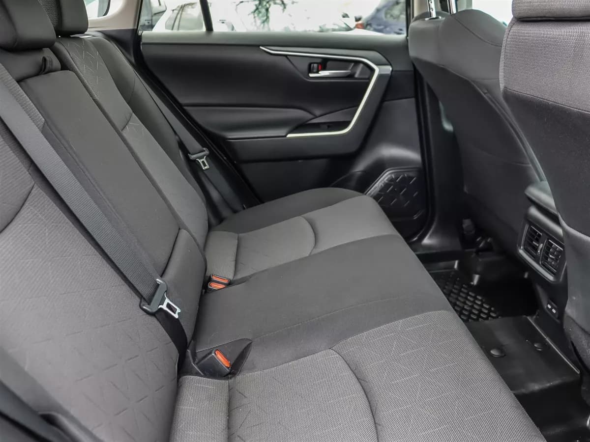 Toyota RAV4 2024 — photo 21