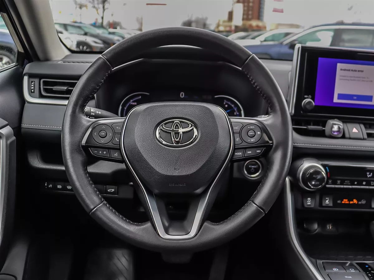 Toyota RAV4 2024 — photo 13