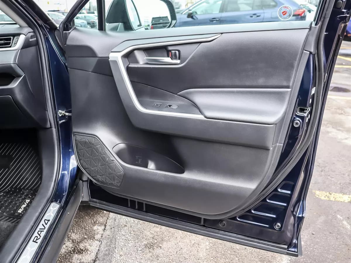 Toyota RAV4 2024 — photo 20