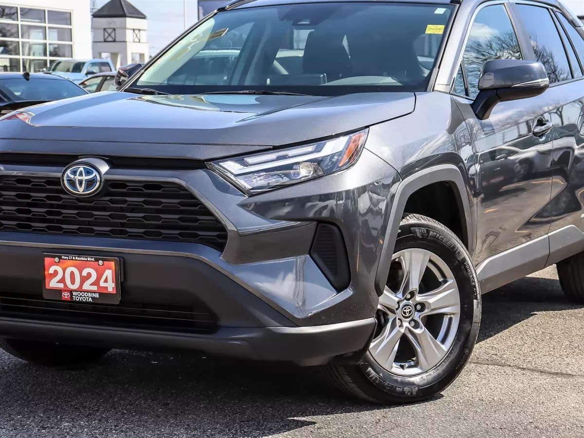 Toyota RAV4 2024 — photo 2