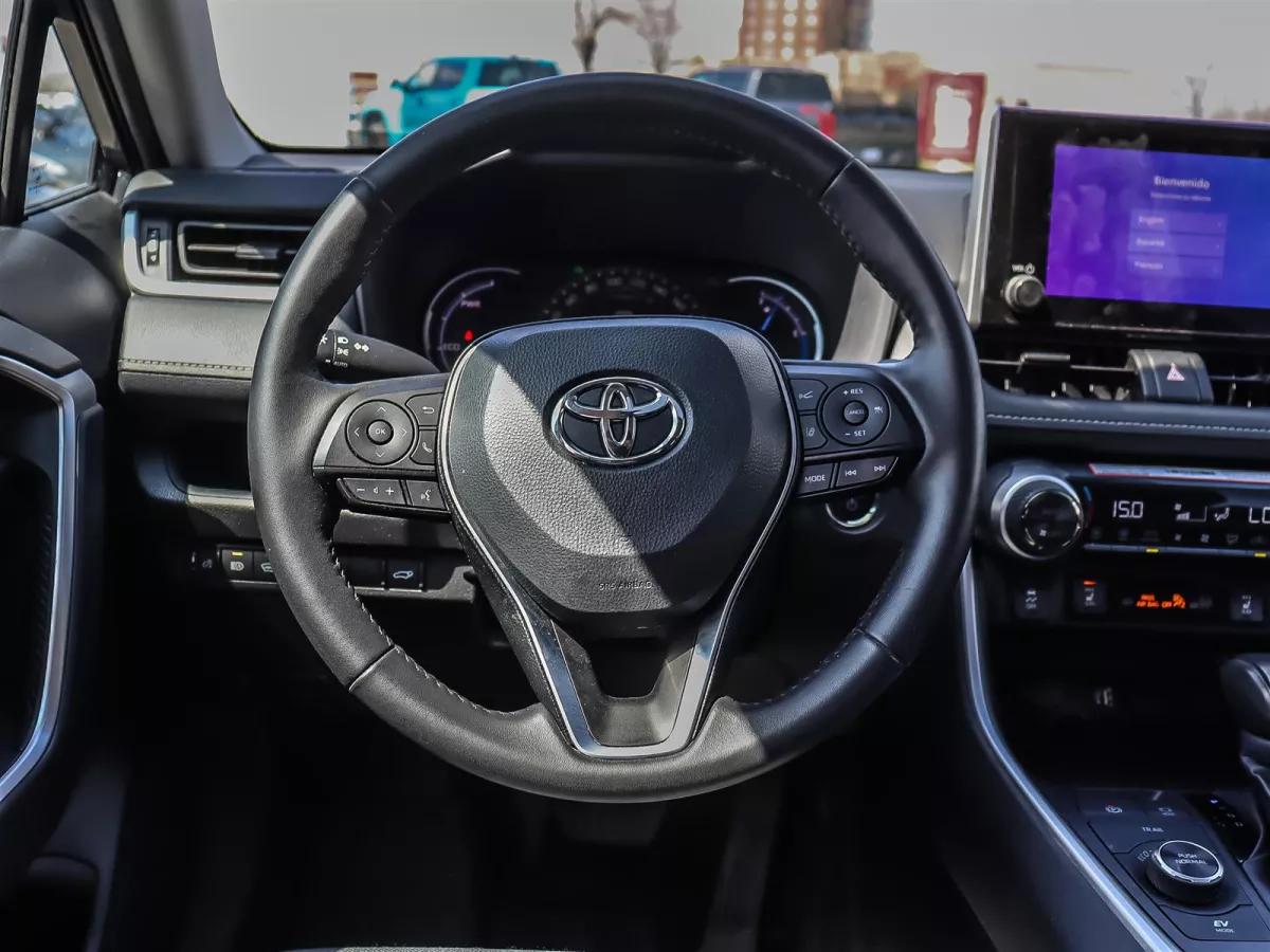 Toyota RAV4 2024 — photo 13