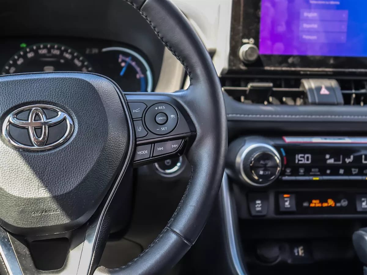 Toyota RAV4 2024 — photo 15