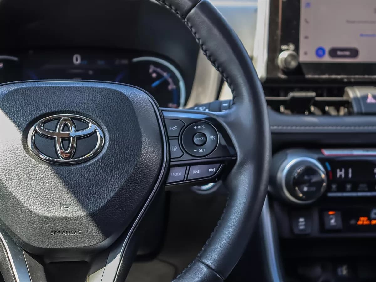Toyota RAV4 2025 — photo 15