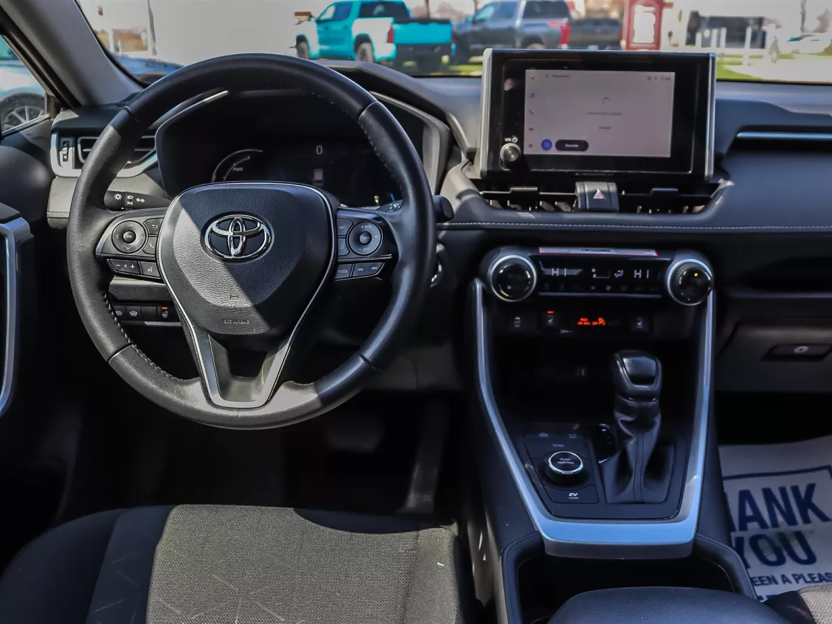 Toyota RAV4 2025 — photo 16